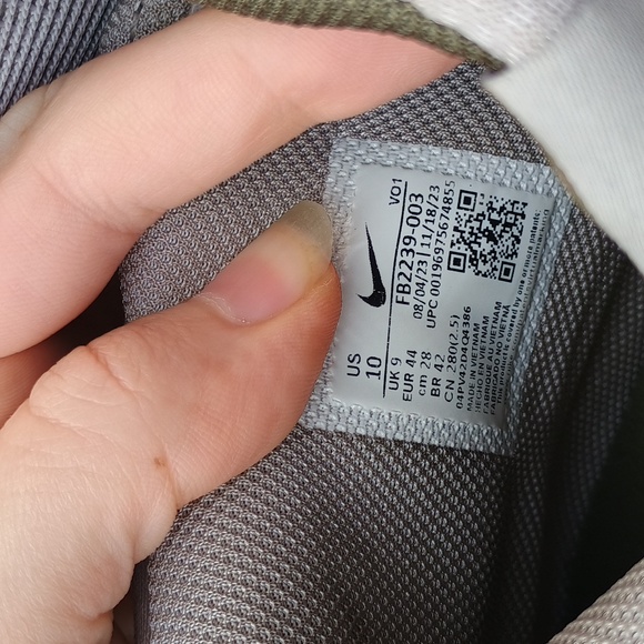 Nike Basketball Lebron Witness 8 Sneakers Excellent Condition Size 10 - Picture 8 of 8